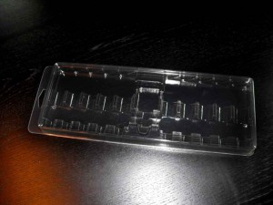 blistere-plastic-cu-tuburi-acrilice-pentru-pictura-1394-4