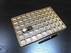 chese-aurii-din-plastic-pentru-bomboane-1378-3