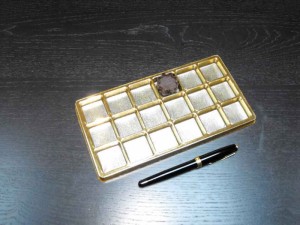 chese-aurii-din-plastic-pentru-bomboane-1378-5