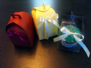 Colorful paper cupcake box