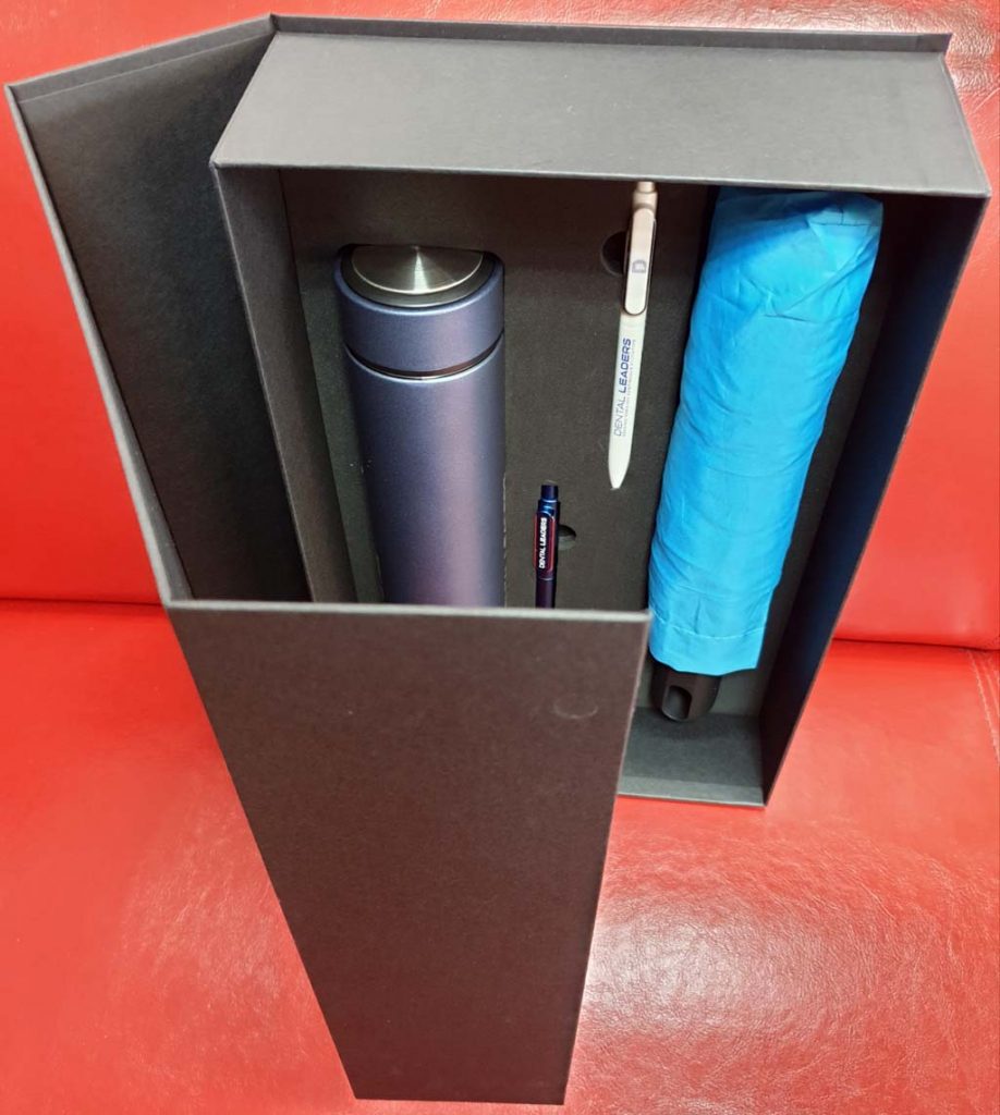 6232 Hartie pt cutie cu magnet 350x230x90 (9)